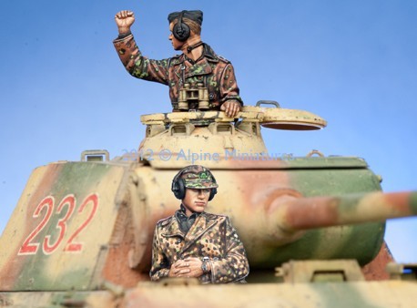1:35          WSS Panzer Commander Set (2 Figures) ► Photo 1/1