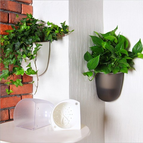 large size Self Watering Plant Flower Pot Wall Hanging Wall corner Plastic Planter Basket Garden Supply Home Garden with Hooks ► Photo 1/5