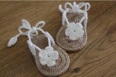 Free shipping,Crochet Baby flip flop sandals,baby Summer sandals,CROCHET Baby Sandals with Little Puff Flowers Size9cm,10cm,11cm ► Photo 1/6