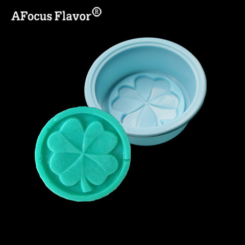 1 Pc Lucky Clover Silicone Cake Mold Soap Mold Fondant Flower Molds Crafts Diy Kitchen Baking Cake Decorating Tools ► Photo 1/3