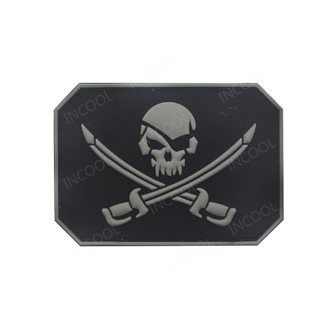 3D PVC Pirate Skull Patches Military Tactical Combat Patch Rubber Flag Biker Fastener Patches For Clothing Backpack Bags ► Photo 1/6