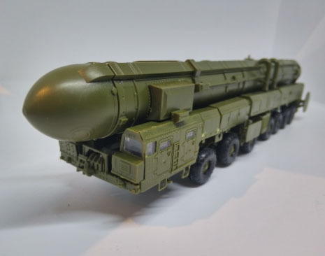 NEW Tools 1/72 Russia RT-2PM2 SS-27 Sickle B Topol M intercontinental ballistic missiles model kits MZKT-79221 Truck Car Toy ► Photo 1/4