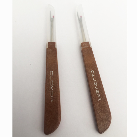 2022 new clover lot Steel wood Handle Craft Thread Cutter Seam Ripper Stitch Unpicker Needle Arts Sewing Tools for pfaff janome ► Photo 1/2