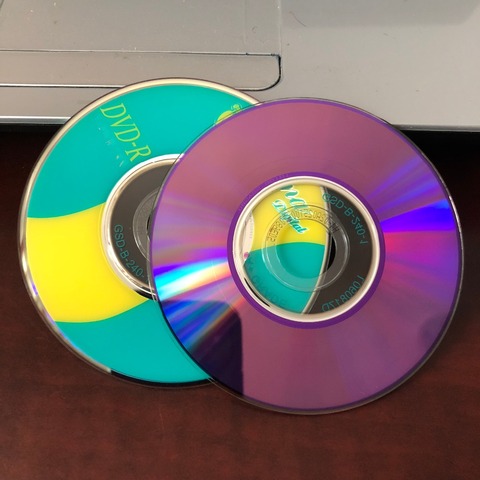 Wholesale 10 Pcs Mini 8 cm 1.4 GB Grade A Fruit Blank Printed 8x DVD R Discs. ► Photo 1/3