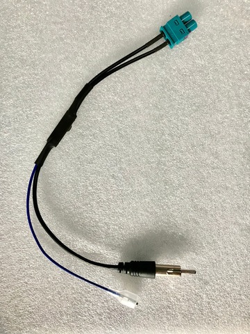 Car Monitor dual-head antenna only fits for our store car DVD players which needs it ► Photo 1/3