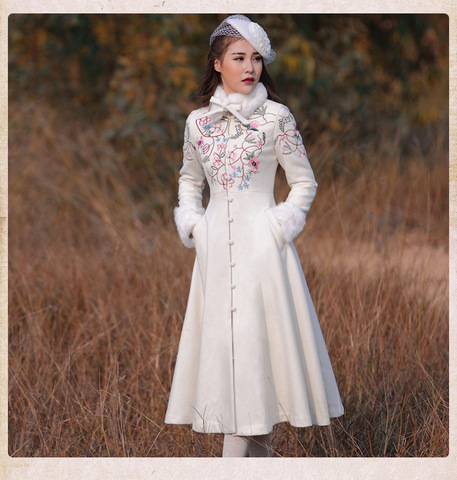 2022 Winter Women Coat Vintage Retro Embroidery Single Breasted Fur Collar Woolen Outerwear Coat  real photo ► Photo 1/3