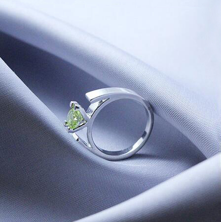 Size 6-10 Once Upon a Time Ring The Snow White's Minimalist Plated Green Crystals Engagement Ring for Women ► Photo 1/2