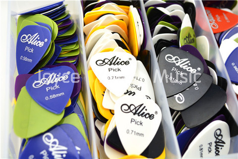 Lots of 50pcs Acoustic Electric Guitar Picks Plectrums(Assorted thickness&colors) Free Shipping WholeSales ► Photo 1/2
