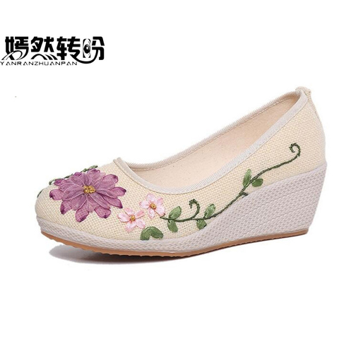 Vintage Embroidered Women Shoes Ethnic Natural Linen Shoes Slope Heel Retro Cloth Canvas Soft-soled Dance Single Shoes Woman ► Photo 1/6
