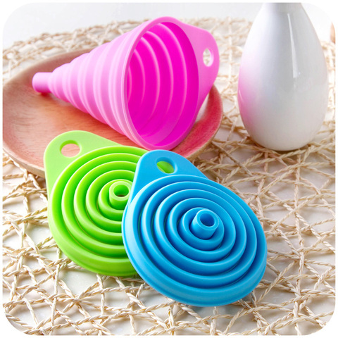 Kitchen Tool DIY Food-Grade Folding Silicone Funnel Household Liquid Dispensing Mini Funnel Random Color ► Photo 1/6