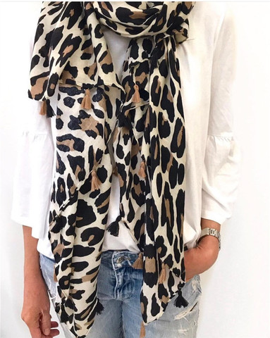 2022 Women Fashion Brand Leopard Dot Tassel Viscose Shawl Scarf Ladies Print Soft Warmer Wrap Pashminas Sjaal Muslim Hijab Snood ► Photo 1/6
