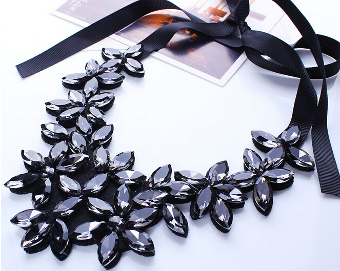 Fashion Black Chain Multi-Color Rhinestone Crystal Choker Statement Bib Necklace
