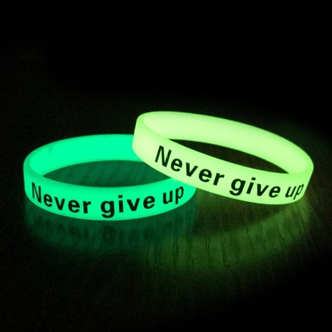 5pcs New Fashion Men Women Silicone Rubber Bracelet Never Give Up Glow in the Dark Sport Basketball Wristband for Women Men ► Photo 1/6