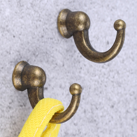 DRELD 2Pcs Antique Bronze Hooks Wall Hanger Hat Coat Robe Hooks Bathroom Kitchen Hanger Furniture Hardware w/Screws 29*20*12mm ► Photo 1/6