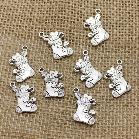 PULCHRITUDE 50pcs 15*20mm Christmas Lovely Socks Charms Vintage Silver Metal  Trendy Jewelry Christmas Decoration Pendant T0500 ► Photo 1/1