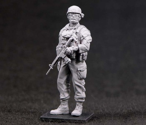 1/35 Resin Figure Model Kits  Sgt18 Bravo(Rob) in Iraq Unassembled unpainted ► Photo 1/2