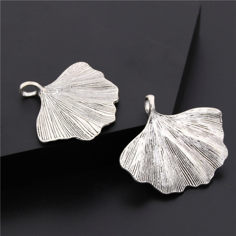 3pcs Antique Silver Color Ginkgo Biloba Leaf Charms Vintage Jewelry Finding DIY Handmade Craft A212 ► Photo 1/2