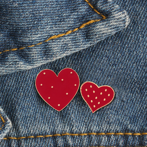2pcs/set Cartoon Red Big Small Heart Enamel Pins Cute Women Brooch Denim Jackets Lapel Pin Decoration Badge Fashion Jewelry Gift ► Photo 1/6