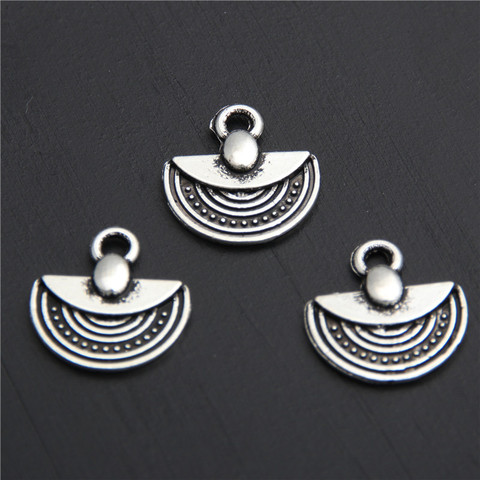 50pcs  Silver Color Fan-Shaped/Semicircle Connectors Charms Pendants Jewelry Findings A2825 ► Photo 1/3