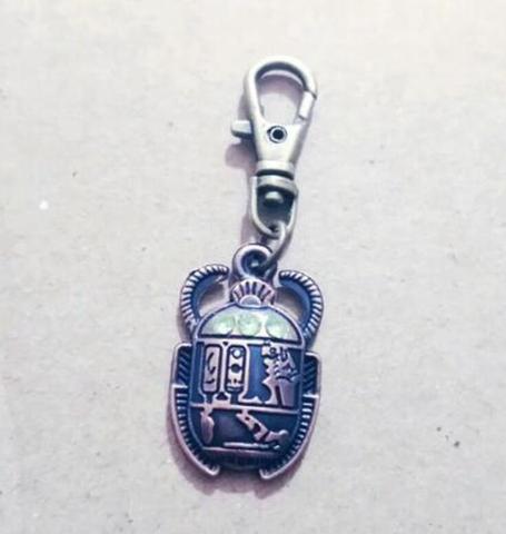 1 pcs High Quality Zinc Alloy Antique Bronze Egyptian Scarab With Rhinestones  Large lobster clasp Bronze charm Keychain ► Photo 1/6