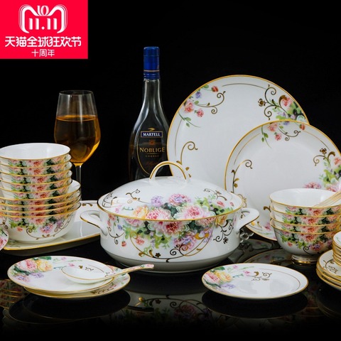 christmas Jingdezhen Ceramics Hand-painted Phnom Penh 60 PIECES Bone Porcelain Tableware Set christmas decorations for home ► Photo 1/1