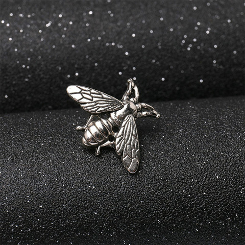 Small bee brooch pins for men women Exquisite Retro Cute Bee Insect Brooch Broach Needle Party Accessories Jewelry 1 Piece ► Photo 1/6