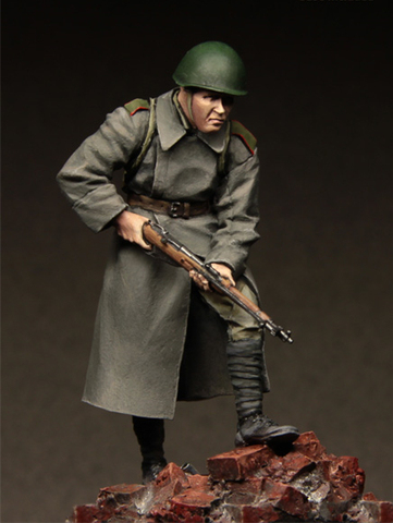 1/35 Resin Figures  Model Kit-C189 Russian Infantryman WITH BASE  Unassembled unpainted ► Photo 1/5