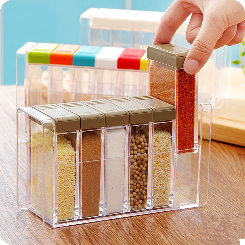 Plastic Seasoning Salt Shaker Transparent Spice Dispenser Cooking