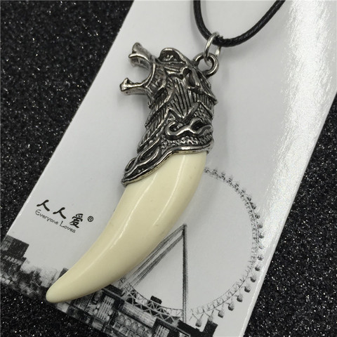 Punk Fashion Brave Men Wolf Gog Teeth Spike Pendant Necklace Women Men Lucky Jewelry Classic Fang Tooth Amulet Pendant Necklace ► Photo 1/5