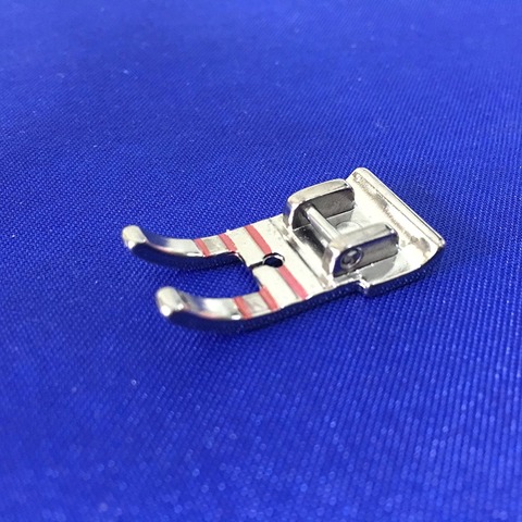 1/4 (Quarter Inch) Quilting Sewing Machine Presser Foot - Fits All Low Shank Snap-On Singer, Brother, Babylock, Euro-Pro  AA7233 ► Photo 1/3