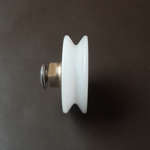 Shower door rollers,Nylon roller groove V with M4x10 bolt, diameter 23mm,thickness 7mm. 8cps/lot ► Photo 1/1