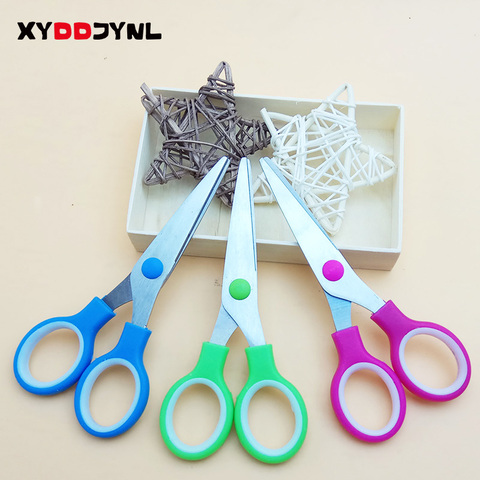 XYDDJYNL Different Colors 3 Pcs/Lot Cute School Stationery Student Scissors Paper Cutting for Kids Craft Cutter DIY Scrapbook ► Photo 1/5