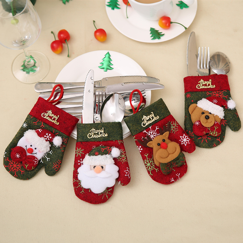 Red Decor Snowman & Santa Claus Holder Pocket Dinner Cutlery Bag Party Decor 8C
