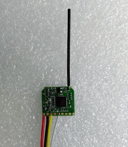 100mw 2.4Ghz audio and video wireless  transmitter with 8CH dip-switch ► Photo 1/4