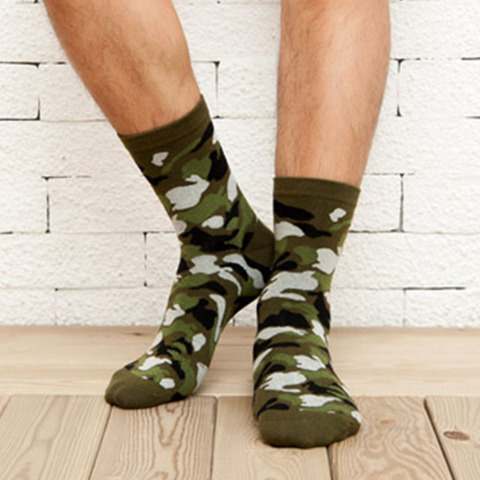 [COCOTEKK]5 Colors Korean New Men Military Socks Graffiti Green Mens Cotton Socks Jungle Style Winter Classic Camouflage Socks ► Photo 1/4