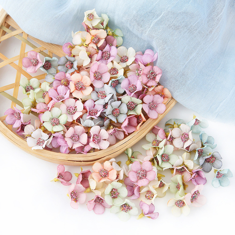 50pcs 2cm Daisy Flower Head Mini Silk Artificial Flowers For Home Wedding Decoration DIY Garland Headdress Fake Flowers Decor ► Photo 1/6
