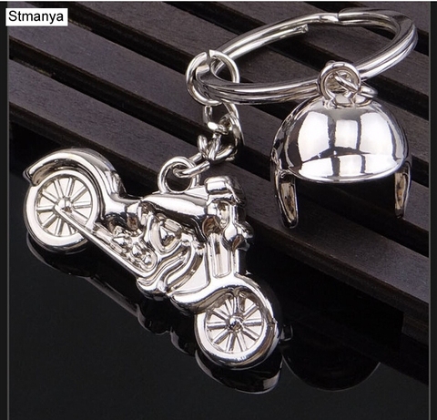 2PCS/LOT Hot Sale Luxury metal Metal Keychain Car Key Chain Key Ring Helmet Motorcycle chain pendant For Man Women Gift 17327 ► Photo 1/4