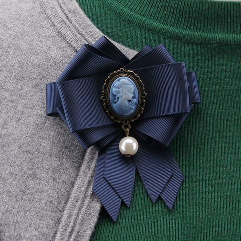 Vintage Queen Cameo Bowtie Brooches for Women Black Ribbon Pearl Brooch Pins Corsage Ladies Broches Dress Coat Accessories ► Photo 1/6
