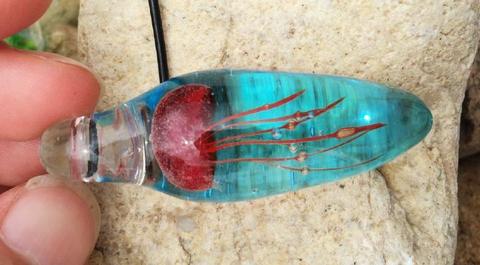 FREE SHIPPING Handcraft Blow Blue Glass Red Jellyfish Pendant Necklace ► Photo 1/1