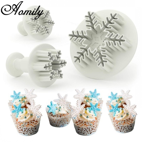 Aomily 3pcs/Set Snowflake Plunger Mold Cake Decorating Tool Biscuit Cookie Cutters Cupcake Mould Fondant Cutting Pastry Cutter ► Photo 1/6