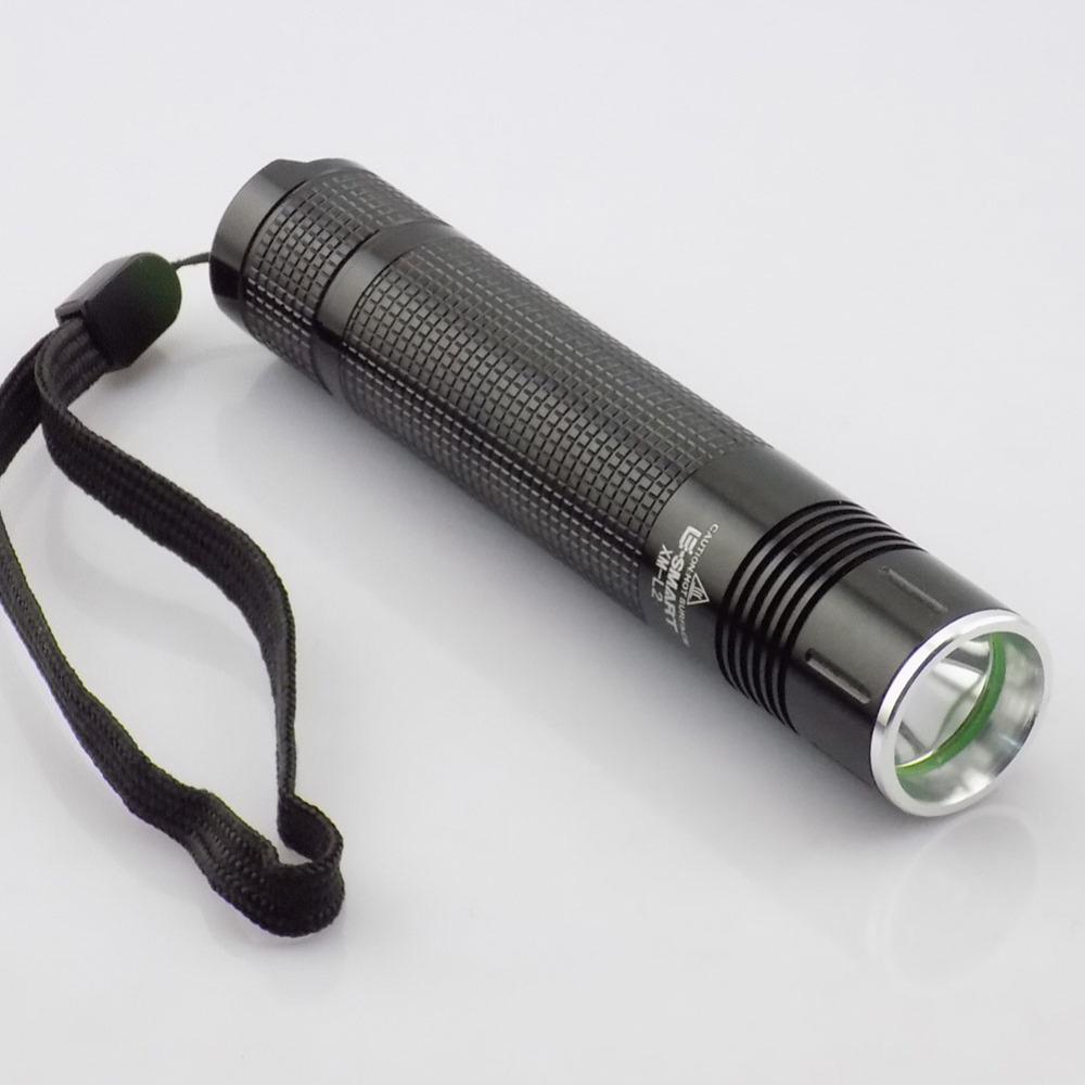 Lampe torche rechargeable LED 2000 lumens