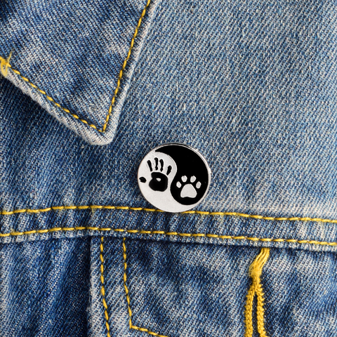 Human print and pet paw pins and brooches Taiji Yin Yang brooch Badges Pinback Lapel pins Pet Memorial Jewelry ► Photo 1/6