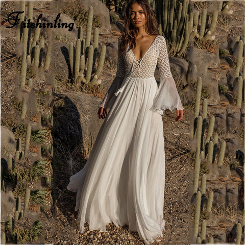 Fitshinling Backless lace long dress autumn 2022 v neck sexy hot bohemian maxi dresses for women flare sleeve white pareos sale ► Photo 1/1