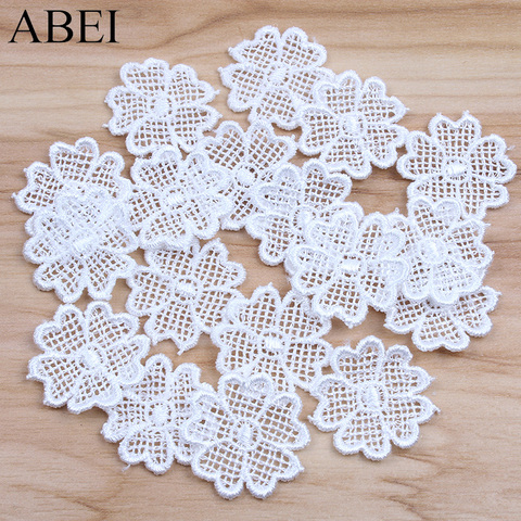 30pcs/lot 25mm Round Flower Applique Trimming DIY Patchwork Craft Garment Accessories Decoration Sew On Guipure Lace Fabric ► Photo 1/4