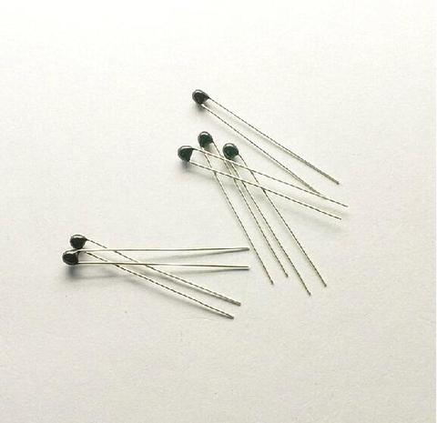 20pcs Thermistor NTC 100K MF52 3950B Thermistor Temperature Sensor MF52 NTC 3950 B 100K ohm 5% Resistor ► Photo 1/1