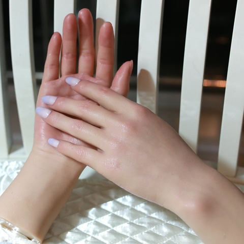 Sexy Lifelike Female Hand Mannequin Hand Model Silicone Best Quality On Sale ► Photo 1/1