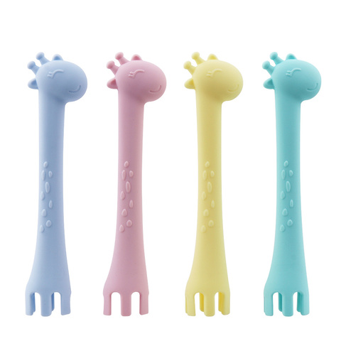 1pc Baby Teething Silicone Giraffe Teether Toys Teething Necklace Pendant Nurse Gift baby accessories Food Grade Silicone ► Photo 1/6