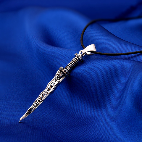 Emma Swan ONce Upon a Time Dark Swan Dagger Necklace,the Antique Silver Dagger Pendant Necklace withe Leather Rope ► Photo 1/4