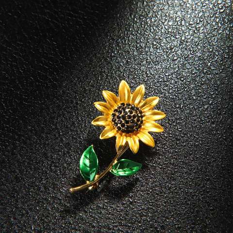 1Pcs Sunflower Enamel Brooch Delicate Yellow Purple Elegant Women Girls Rhinestone Lapel Pin Clothes Accessories Gift Jewelry ► Photo 1/6