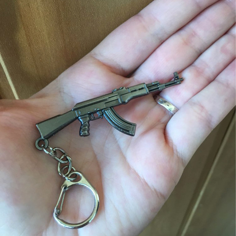 Counter Strike CS GO M4A1 AK47 Gun Men's Keychain Trinket Sniper Awp Man Key Chain Ring Jewelry Car Accessory Gift Souvenirs ► Photo 1/6